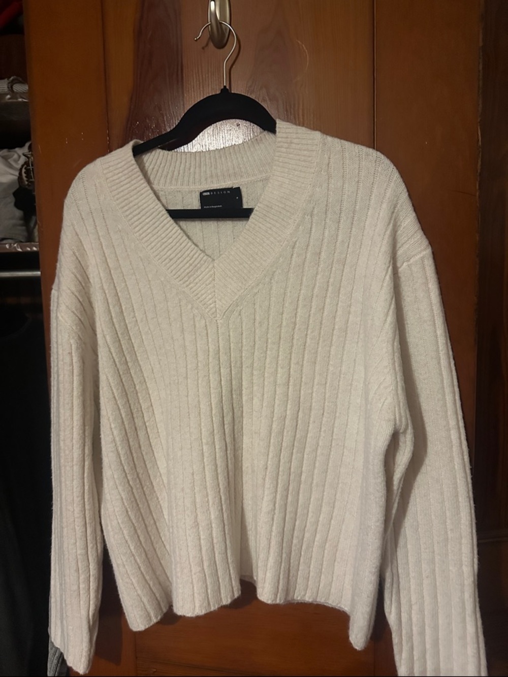 ASOS Cream Ribbed V-Neck Sweater